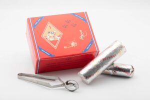 Three Kings Charcoal Small 33mm